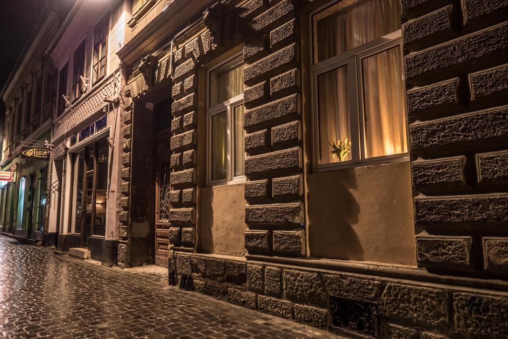 Michael Weiss Apartment Braszów Zewnętrze zdjęcie