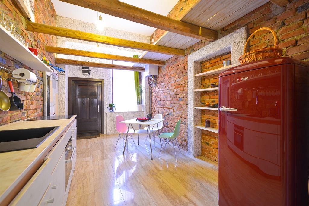 Michael Weiss Apartment Braszów Zewnętrze zdjęcie