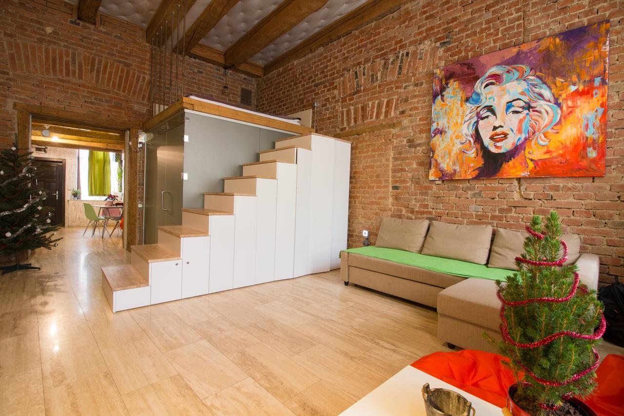 Michael Weiss Apartment Braszów Zewnętrze zdjęcie