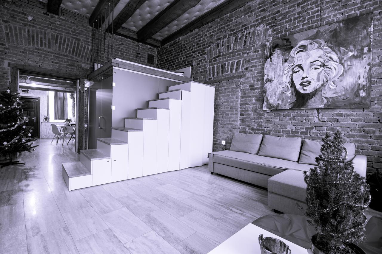 Michael Weiss Apartment Braszów Zewnętrze zdjęcie
